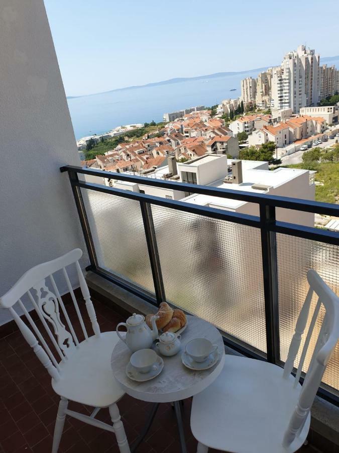 Apartment Ana Split Bagian luar foto